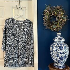 NWOT Sigrid Olsen 100% Linen V Neck Paisley Print 3/4 Sleeve Navy/White Top Sz L